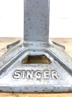 Original Industrial Singer Stool / Machinist Stool (6 of 9) Original Industrial Singer Stool / Machinist Stool (6 of 9)