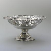 Very Fine Solid Silver Pedestal Pierced Bowl / Basket - Chester c.1937 (2 of 7) Very Fine Solid Silver Pedestal Pierced Bowl / Basket - Chester c.1937 (2 of 7)