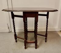 This is a Good Solid Oak Victorian Gateleg Table (6 of 7) This is a Good Solid Oak Victorian Gateleg Table (6 of 7)