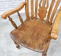 Large Windsor Lyreback Armchair (3 of 7) Large Windsor Lyreback Armchair (3 of 7)