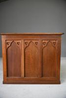 Ecclesiastical Oak Counter (2 of 12) Ecclesiastical Oak Counter (2 of 12)