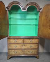 George I Style Figured Walnut Double Domed Cabinet (6 of 12) George I Style Figured Walnut Double Domed Cabinet (6 of 12)