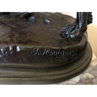 Large Bronze Figure of a Retriever with Pheasant on Naturalistic Base (2 of 4) Large Bronze Figure of a Retriever with Pheasant on Naturalistic Base (2 of 4)