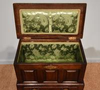 18th Century Welsh Oak Marriage Coffor Bach / Coffer (4 of 8) 18th Century Welsh Oak Marriage Coffor Bach / Coffer (4 of 8)