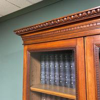 Quality Victorian Walnut Antique Glazed Bookcase on Cupboard (3 of 6) Quality Victorian Walnut Antique Glazed Bookcase on Cupboard (3 of 6)