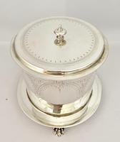 Victorian Silver Plated Biscuit Wafer Box c.1890 (2 of 9) Victorian Silver Plated Biscuit Wafer Box c.1890 (2 of 9)