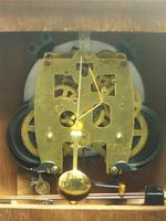 Marvellous 31day Vintage Bracket Mantel Clock – Walnut Caddy Top Carry Handle (10 of 12) Marvellous 31day Vintage Bracket Mantel Clock – Walnut Caddy Top Carry Handle (10 of 12)