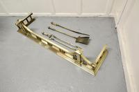 Large Victorian Arts & Crafts Brass Fender & Tools (6 of 6) Large Victorian Arts & Crafts Brass Fender & Tools (6 of 6)