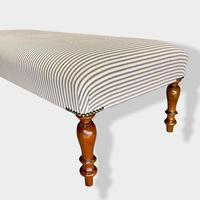 19th Century Low Buttoned Footstool (7 of 7) 19th Century Low Buttoned Footstool (7 of 7)