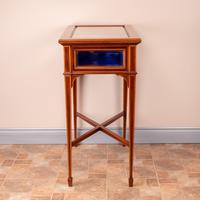 Fine Quality Edwardian Inlaid Mahogany Bijouterie Display Table (9 of 18) Fine Quality Edwardian Inlaid Mahogany Bijouterie Display Table (9 of 18)