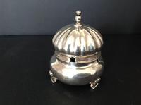 Duchess of Sutherland Edwardian Silver Mustard Pot - 1910 (2 of 6) Duchess of Sutherland Edwardian Silver Mustard Pot - 1910 (2 of 6)