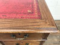 Antique Kneehole Desk (6 of 12) Antique Kneehole Desk (6 of 12)