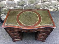 Mahogany Kneehole Writing Desk (8 of 9) Mahogany Kneehole Writing Desk (8 of 9)
