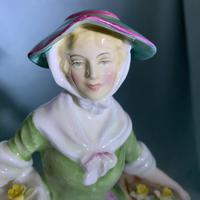 Rare Royal Doulton Figurine, HN1712, “Daffy Down Dilly” (10 of 11) Rare Royal Doulton Figurine, HN1712, “Daffy Down Dilly” (10 of 11)