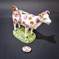 Swansea Cambrian Pottery Cow Creamer (3 of 7) Swansea Cambrian Pottery Cow Creamer (3 of 7)