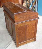 1920's Large Oak D type Roll Top Desk with Good Interior (5 of 6) 1920's Large Oak D type Roll Top Desk with Good Interior (5 of 6)