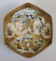 Antique Meiji Satsuma Bowl on Stand Signed (8 of 10) Antique Meiji Satsuma Bowl on Stand Signed (8 of 10)