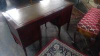 Victorian Mahogany Desk (3 of 6) Victorian Mahogany Desk (3 of 6)