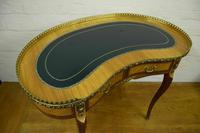 Quality satinwood & mahogany kidney shaped writing desk by h&l Epstein (2 of 8) Quality satinwood & mahogany kidney shaped writing desk by h&l Epstein (2 of 8)