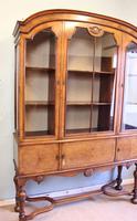 Quality Antique Walnut Display Cabinet (14 of 19) Quality Antique Walnut Display Cabinet (14 of 19)