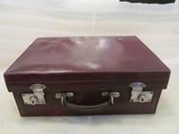Burgundy Leather Dressing Case (2 of 8) Burgundy Leather Dressing Case (2 of 8)