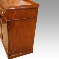 Georgian Mahogany Linen Press (6 of 12) Georgian Mahogany Linen Press (6 of 12)