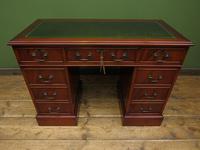 Small Antique Reproduction Pedestal Desk with Leather top, Brights of Nettlebed (2 of 10) Small Antique Reproduction Pedestal Desk with Leather top, Brights of Nettlebed (2 of 10)