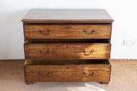 Good Georgian Mahogany Dressing Chest of Small Size (4 of 7) Good Georgian Mahogany Dressing Chest of Small Size (4 of 7)