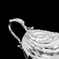 Antique Georgian Solid Sterling Silver Sauce Boat Nautilus Design Armorial Interest - William Shaw 1766 (15 of 19) Antique Georgian Solid Sterling Silver Sauce Boat Nautilus Design Armorial Interest - William Shaw 1766 (15 of 19)