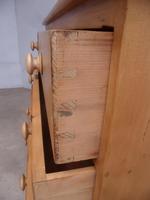 Lovely Victorian Antique Pine Waxed 5 Drawer Chest of Drawers (10 of 11) Lovely Victorian Antique Pine Waxed 5 Drawer Chest of Drawers (10 of 11)