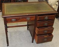 1930s Oak Desk with Green Leather Inset '1 Piece' (4 of 4) 1930s Oak Desk with Green Leather Inset '1 Piece' (4 of 4)