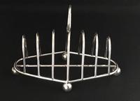 Hukin and Heath Silver Plated 7 Bar Toast Rack (2 of 4) Hukin and Heath Silver Plated 7 Bar Toast Rack (2 of 4)
