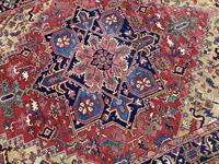 Antique Heriz Carpet 3.20m x 2.37m (6 of 10) Antique Heriz Carpet 3.20m x 2.37m (6 of 10)