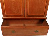 Georgian Style Inlaid Mahogany Wardrobe c.1900 (7 of 8) Georgian Style Inlaid Mahogany Wardrobe c.1900 (7 of 8)