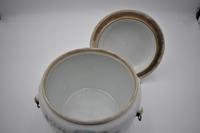 Chinese Famille Rose Pot with Lid and Stand (5 of 8) Chinese Famille Rose Pot with Lid and Stand (5 of 8)
