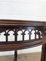 Antique Walnut Circular Centre Table (10 of 10) Antique Walnut Circular Centre Table (10 of 10)