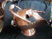 Victorian Copper Coal Scuttle with Wooden Handled Shovel (4 of 6) Victorian Copper Coal Scuttle with Wooden Handled Shovel (4 of 6)