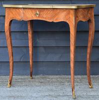 Exceptional Quality 19th Century French Kingwood Writing Table/ Lamp Table/ Centre Table. (5 of 15) Exceptional Quality 19th Century French Kingwood Writing Table/ Lamp Table/ Centre Table. (5 of 15)