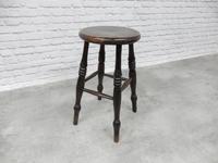19th Century Tavern / Kitchen Stool (6 of 7) 19th Century Tavern / Kitchen Stool (6 of 7)