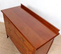 Edwardian Mahogany Chest of Drawers (3 of 9) Edwardian Mahogany Chest of Drawers (3 of 9)