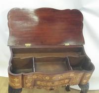 Mid 18th Century Dutch Walnut & Marquetry Games / Tea Table (6 of 8) Mid 18th Century Dutch Walnut & Marquetry Games / Tea Table (6 of 8)