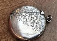Edwardian Solid Silver Vesta Case of Circular Form - Birmingham 1909 (3 of 3) Edwardian Solid Silver Vesta Case of Circular Form - Birmingham 1909 (3 of 3)