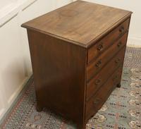 Distressed Georgian Flame Mahogany Chest of Drawers (4 of 5) Distressed Georgian Flame Mahogany Chest of Drawers (4 of 5)
