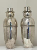 Pair of Decorative Art Deco Style Silver Snowmen Cocktail Shakers (18 of 42) Pair of Decorative Art Deco Style Silver Snowmen Cocktail Shakers (18 of 42)