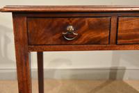 George III Mahogany Side / Dressing Table (2 of 9) George III Mahogany Side / Dressing Table (2 of 9)