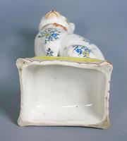Pretty Pair of Early Victorian Staffordshire Cats on Cushions (12 of 12) Pretty Pair of Early Victorian Staffordshire Cats on Cushions (12 of 12)