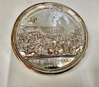 Antique 19th Century French Silver Plated Snuff Box Siege of the Bastille Snuff Box (4 of 6) Antique 19th Century French Silver Plated Snuff Box Siege of the Bastille Snuff Box (4 of 6)