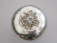 Victorian Cast Naturalistic Novelty Silver Onion Scent Bottle by E H Stockwell, London, 1881 (12 of 20) Victorian Cast Naturalistic Novelty Silver Onion Scent Bottle by E H Stockwell, London, 1881 (12 of 20)