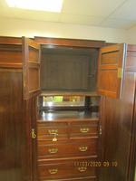 Late Victorian Compactum Triple Wardrobe (3 of 6) Late Victorian Compactum Triple Wardrobe (3 of 6)