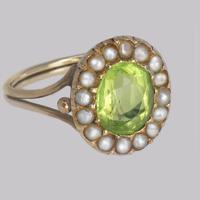 Victorian Peridot & Natural Pearl Cluster Ring 18ct Gold Antique Ring circa 1860 (7 of 8) Victorian Peridot & Natural Pearl Cluster Ring 18ct Gold Antique Ring circa 1860 (7 of 8)